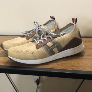 Tommy Hilfiger men’s size 11.5